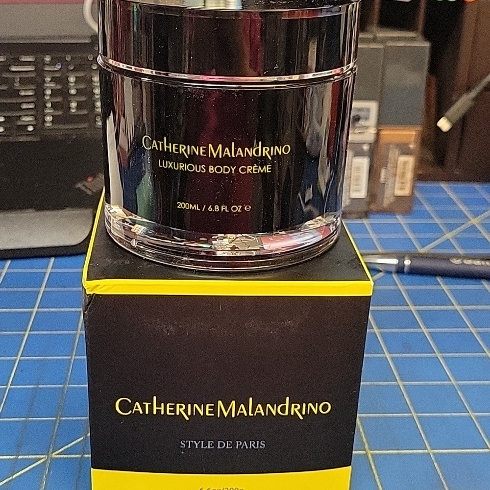 Catherine Malandrino Luxurious Body Crème 200ml Sealed Jar in Box
